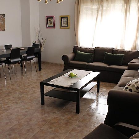 Apartamento Turistico La Ribera Del Marco Caces Værelse billede
