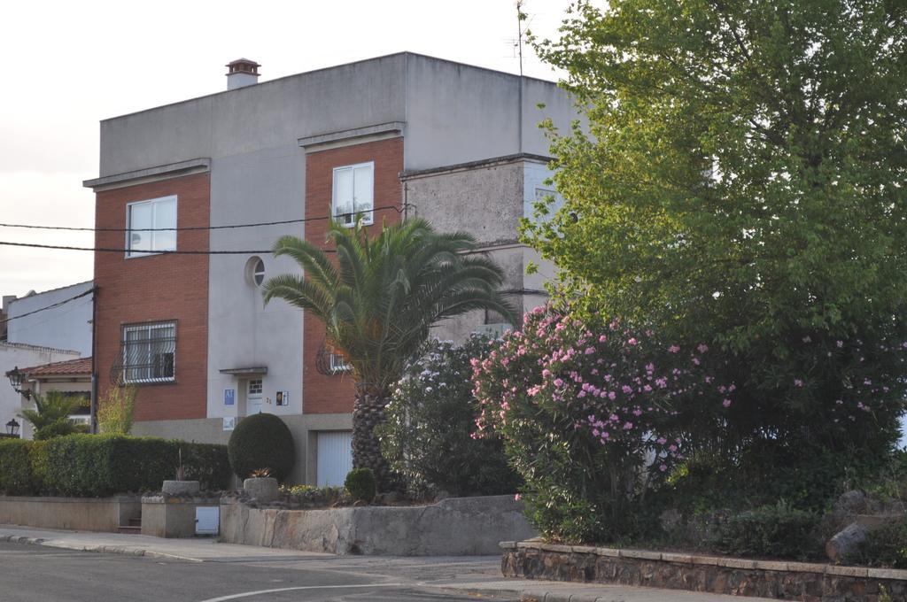 Apartamento Turistico La Ribera Del Marco Caces Værelse billede