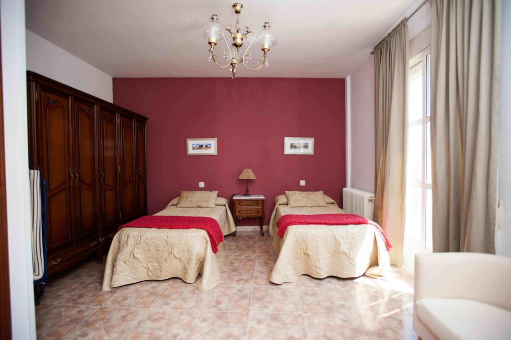 Apartamento Turistico La Ribera Del Marco Caces Værelse billede